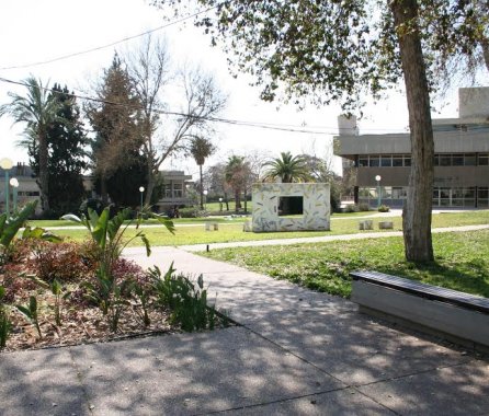 קמפוס לימודים